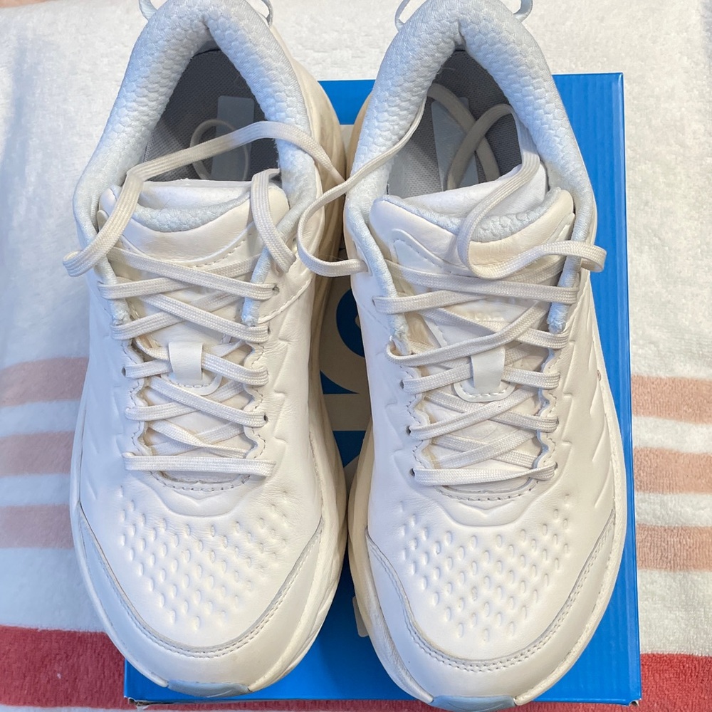 Hoka Women’s Bondi SR Ivory Sneakers